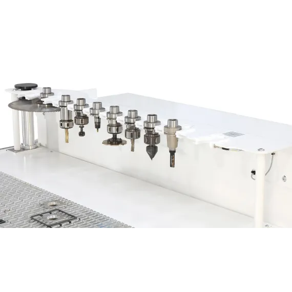 CENTATEQ P-100 innstegsmodell / CNC bearbeidingssenter