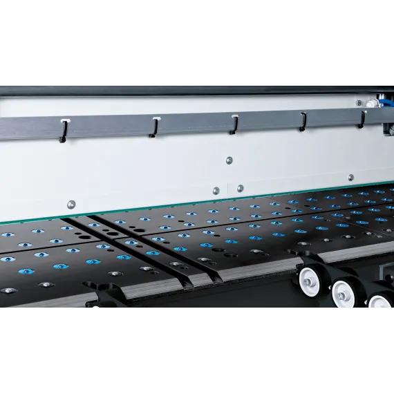 SAWTEQ S‑320 flexTec – platesag med robot