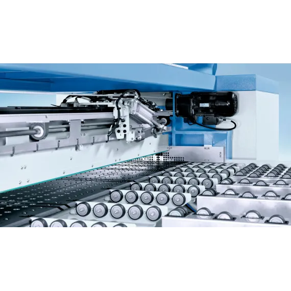 SAWTEQ S‑320 flexTec – platesag med robot