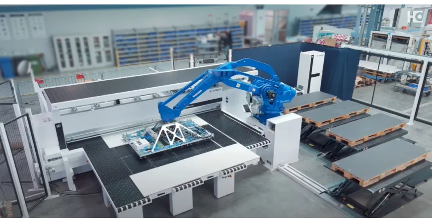 SAWTEQ S-200: Effektiv og fleksibel platesag fra HOMAG - nå også med robot
